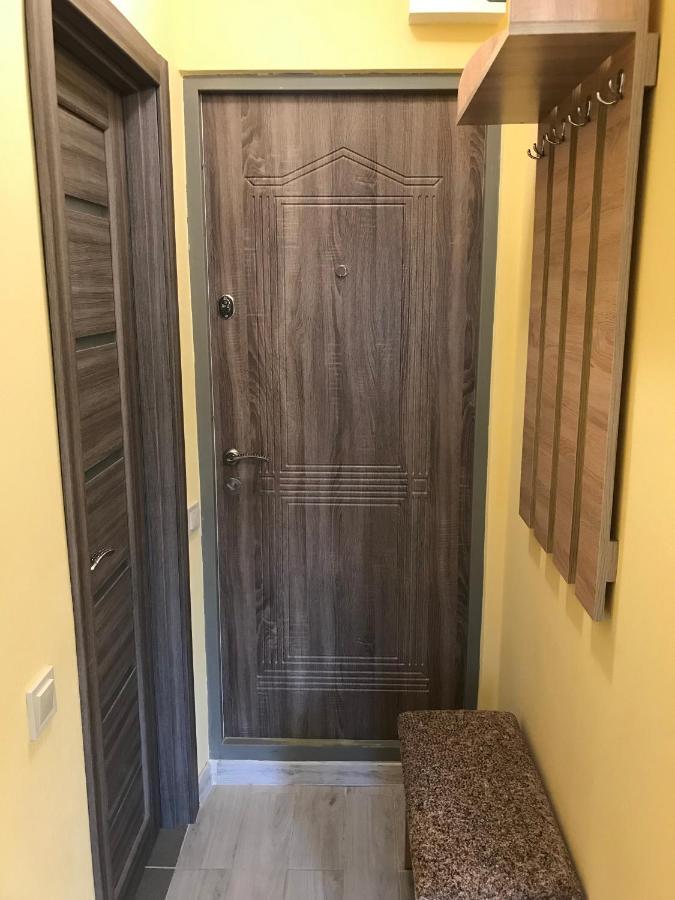 Киев Сдам Посуточно Ул Доброхотова 28 Daily Rent Kyiv St Dobrokhotova 28 Daire Dış mekan fotoğraf